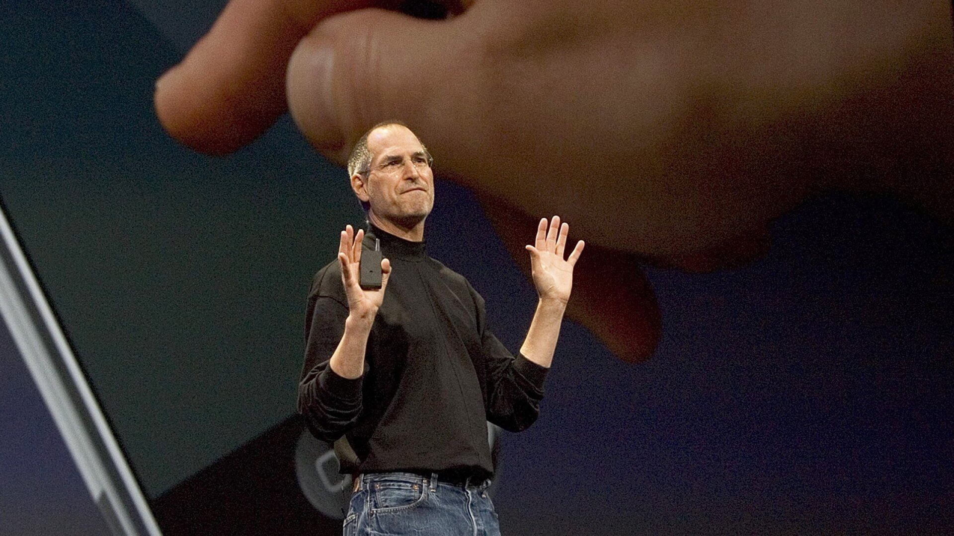 Steve Jobs’ iPhone Keynote: A Masterclass in Presentation